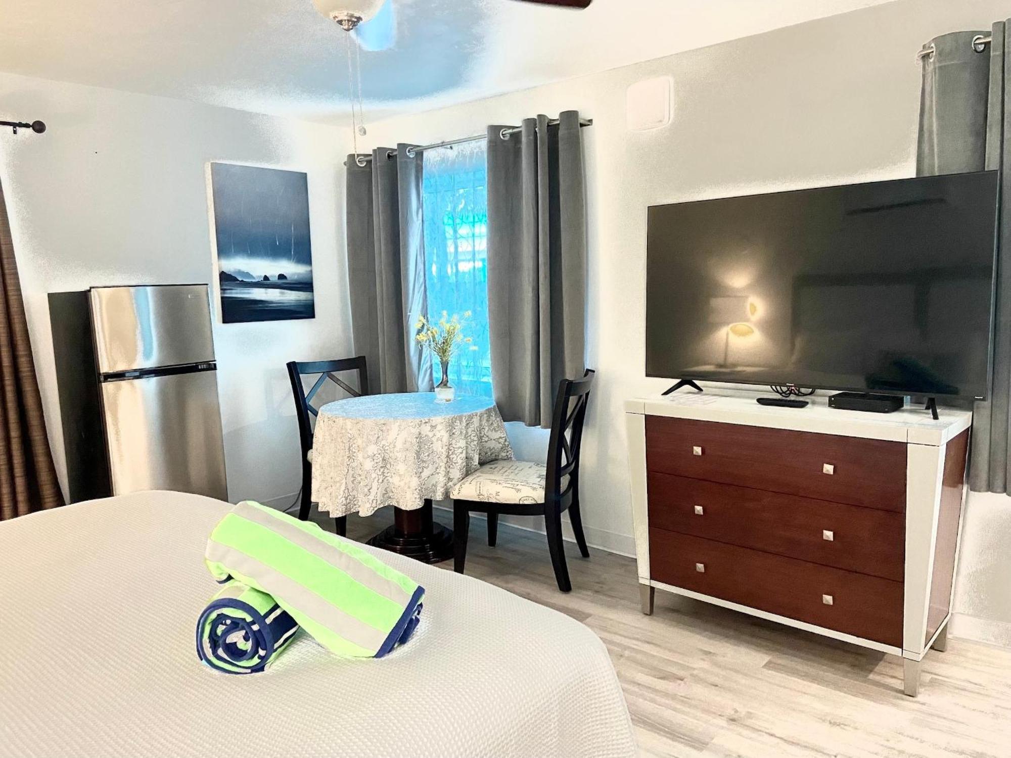Organic Beach Retreat 代托纳海滩 外观 照片